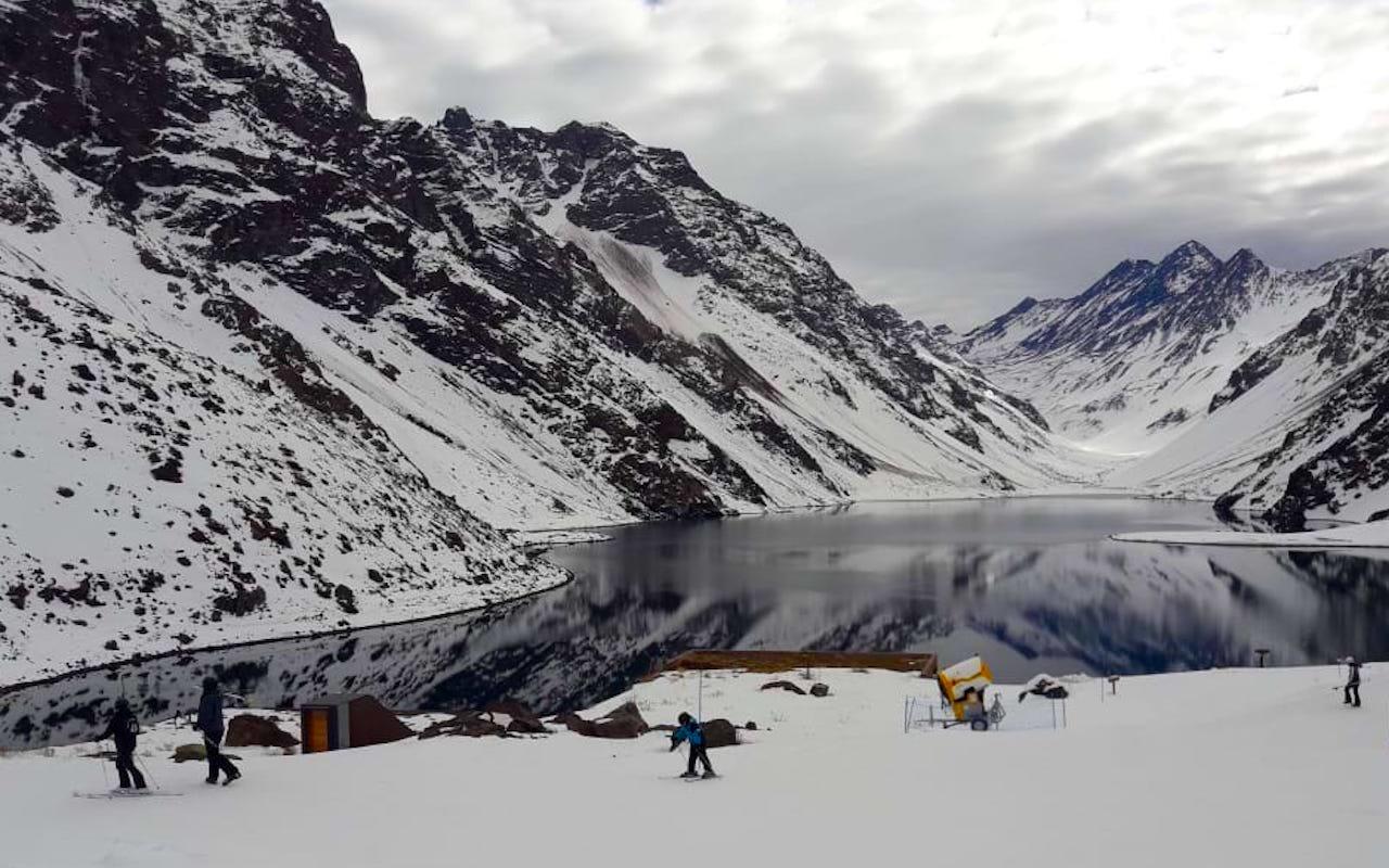 Laguna del Inca - Centro de esquí Portillo - Naturaleza impactante en el corazón de la cordillera de Los Andes