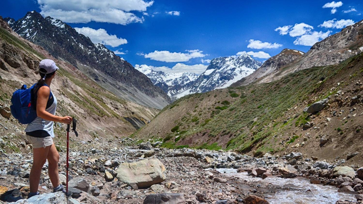 Cajón del Maipo full day tour to Valle Colina hot springs