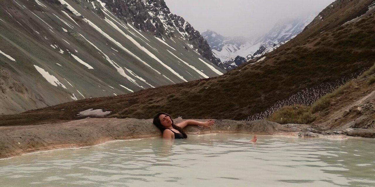 Cajón del Maipo full day tour to Valle Colina hot springs