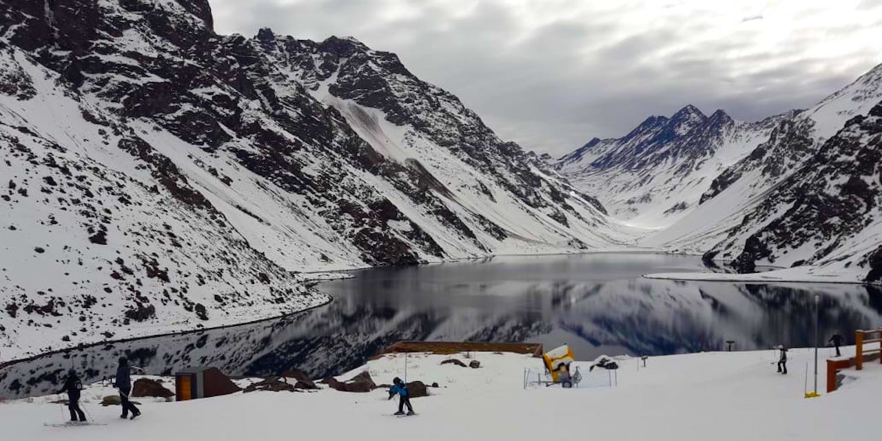 Laguna del Inca - Centro de Esquí Portillo - Naturaleza impactante en el corazón de la cordillera de Los Andes